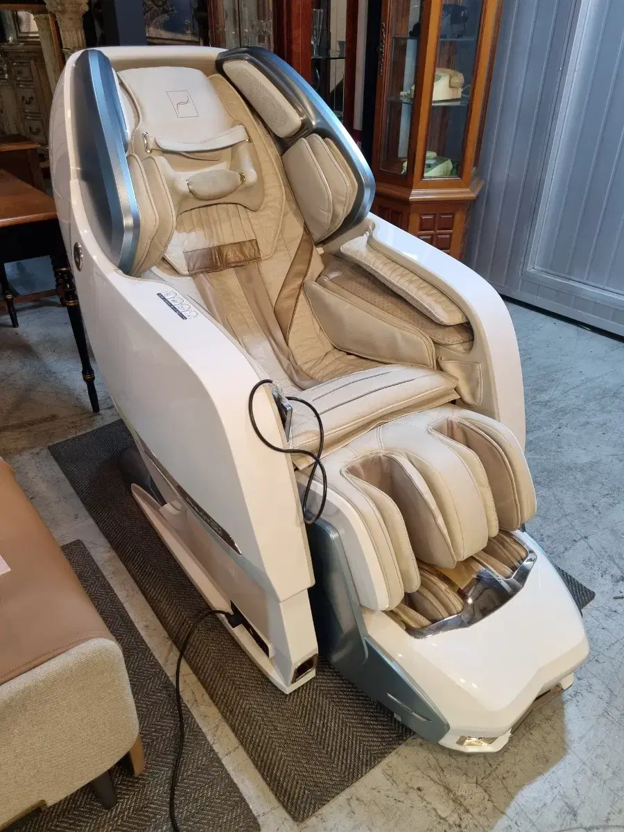 바디프랜드 팬텀 메디칼 안마의자